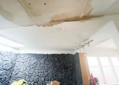 Close up photos of a cenec ceiling with water leak damage that was later replaced by Mckeague Drywall in Kamiloiki oahu hawaii