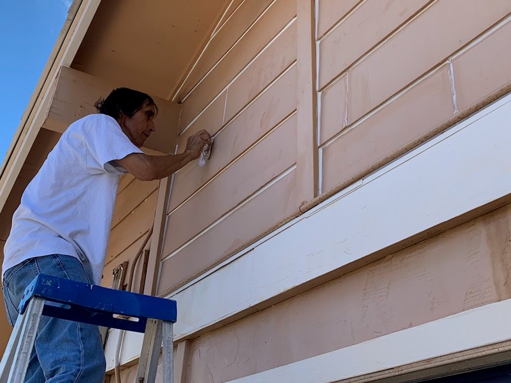 mckeague-drywall-oahu-exterior-painting Mckeague drywall painting the exterior of a house in Oahu hawaii